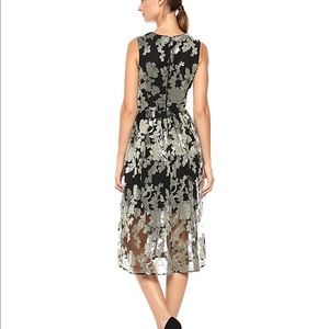 Vince Camuto Floral Sequin V-Neck Midi Dress